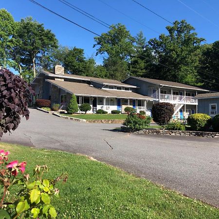 Meadowlark Motel With Restaurant & Bar Maggie Valley Exteriör bild