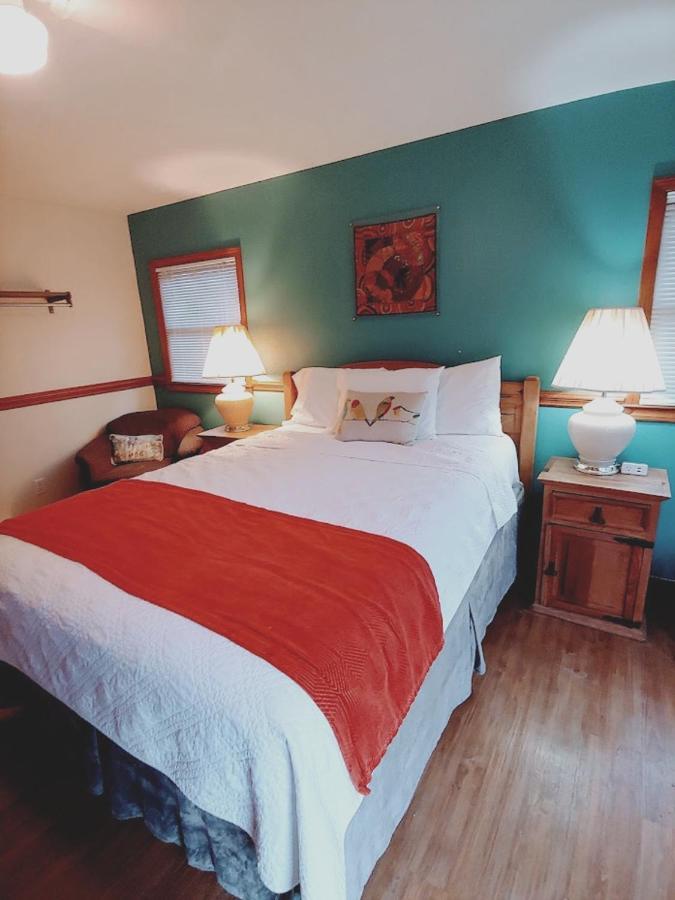 Meadowlark Motel With Restaurant & Bar Maggie Valley Exteriör bild