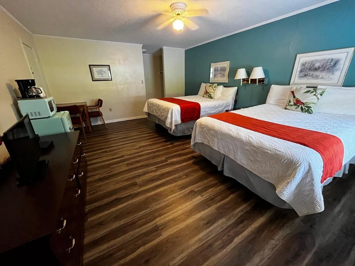 Meadowlark Motel With Restaurant & Bar Maggie Valley Exteriör bild